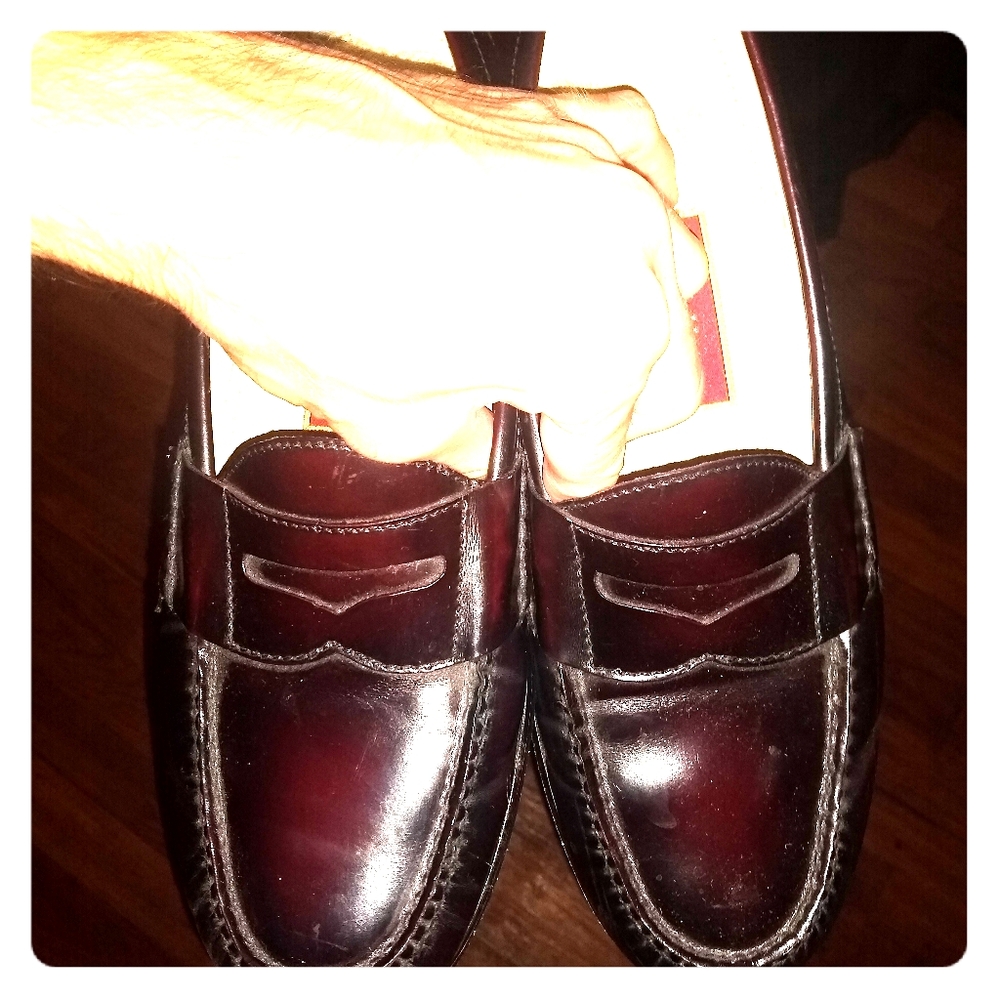 Slightly used Cole haan Oxblood burgundy loafers